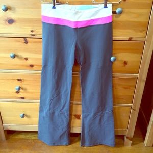 Wide leg fitness pants